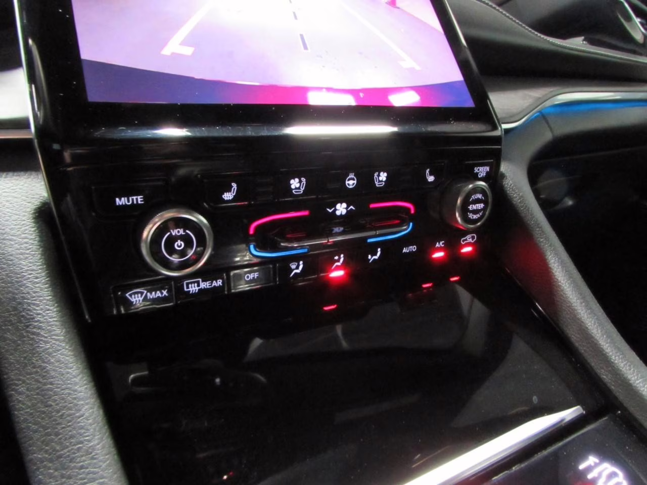 2022 Velvet Red Pearlcoat Jeep Grand Cherokee L Overland 4X4 SUV