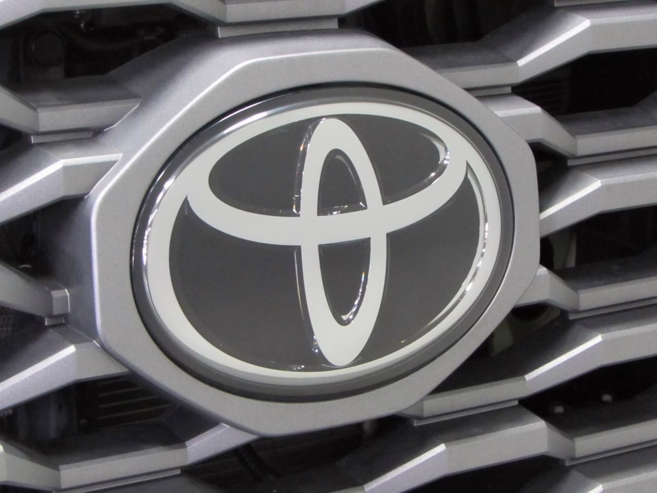 2023 Electric Lime Metallic Toyota Tacoma TRD Off-Road V6 4X4 Truck