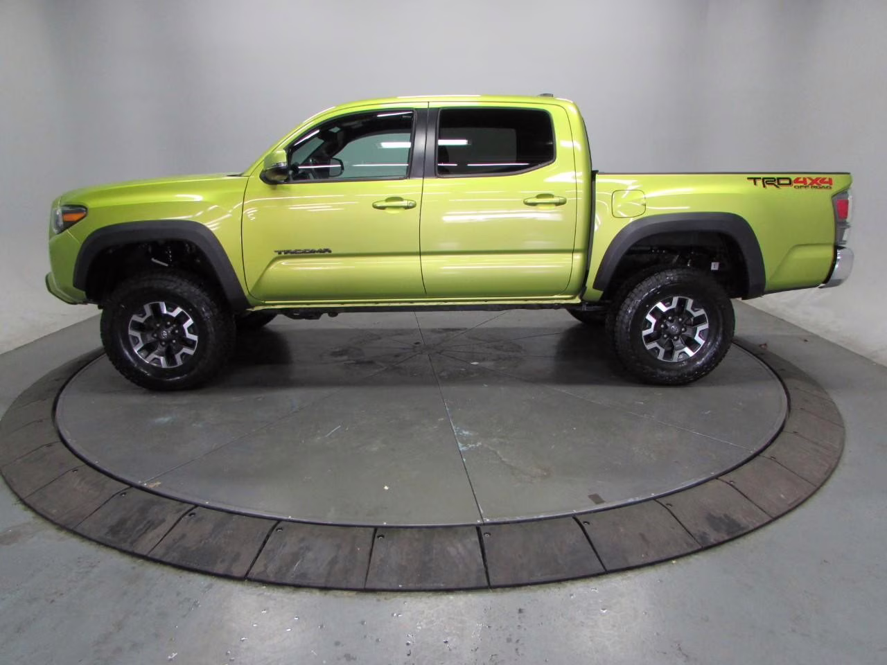 2023 Electric Lime Metallic Toyota Tacoma TRD Off-Road V6 4X4 Truck