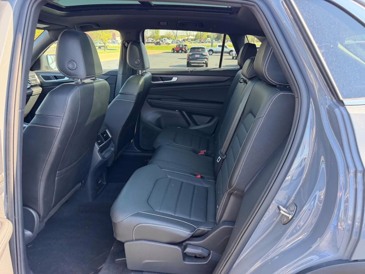 2024 Platinum Gray Metallic Volkswagen Atlas Cross Sport 2.0T SEL R-Line AWD SUV