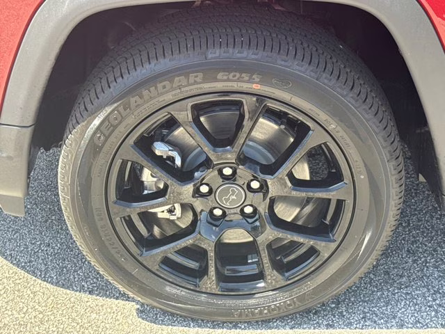 2026 Red Hot Pearlcoat Jeep Compass Latitude Altitude 4X4 SUV