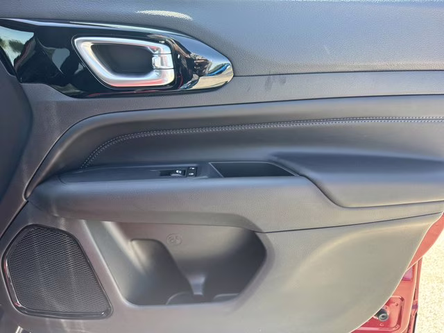 2026 Red Hot Pearlcoat Jeep Compass Latitude Altitude 4X4 SUV