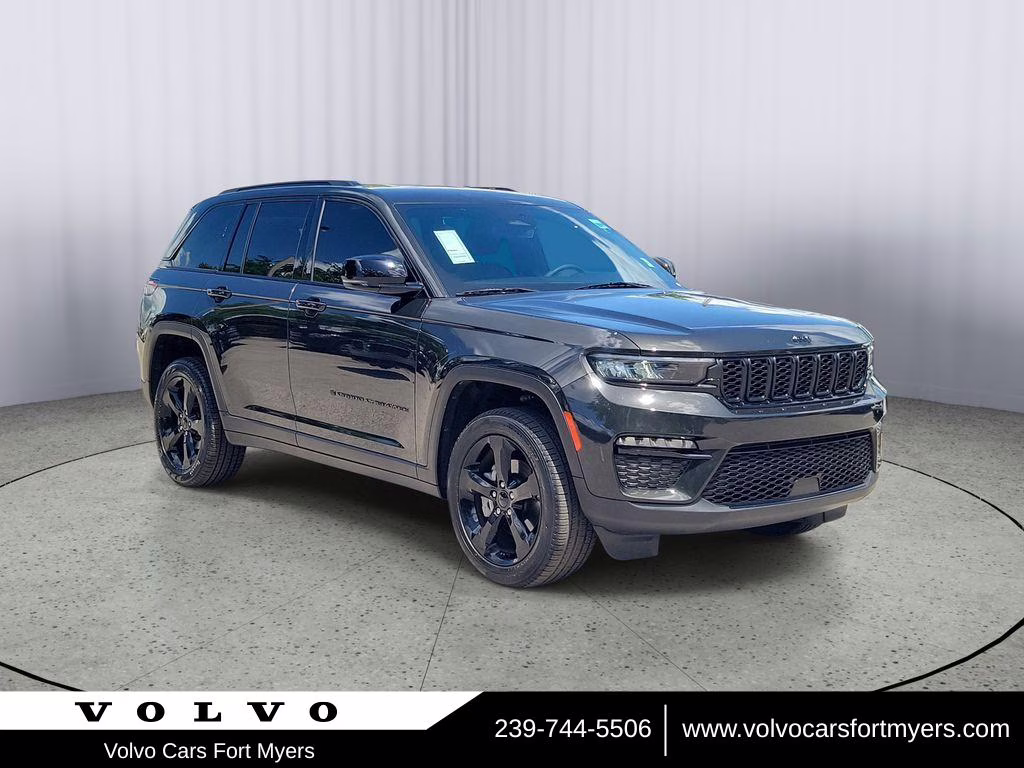 2024 Rocky Mountain Pearlcoat Jeep Grand Cherokee Limited RWD SUV