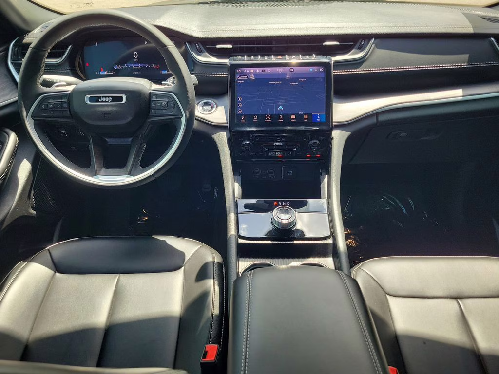 2024 Rocky Mountain Pearlcoat Jeep Grand Cherokee Limited RWD SUV