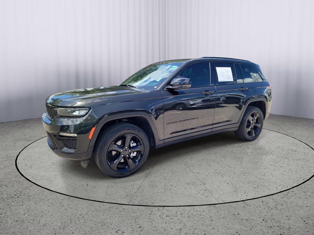 2024 Rocky Mountain Pearlcoat Jeep Grand Cherokee Limited RWD SUV