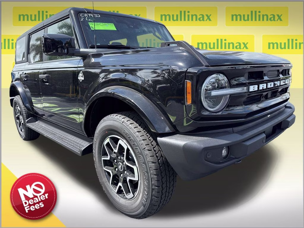 2026 Shadow Black Ford Bronco Outer Banks 4X4 SUV
