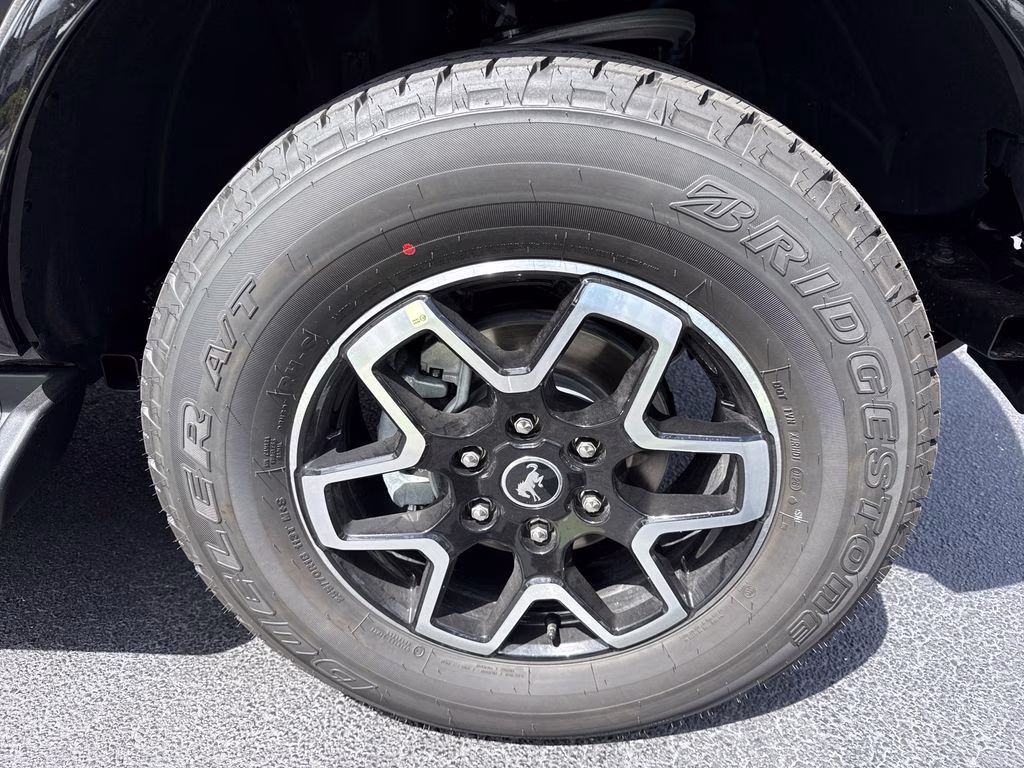 2026 Shadow Black Ford Bronco Outer Banks 4X4 SUV