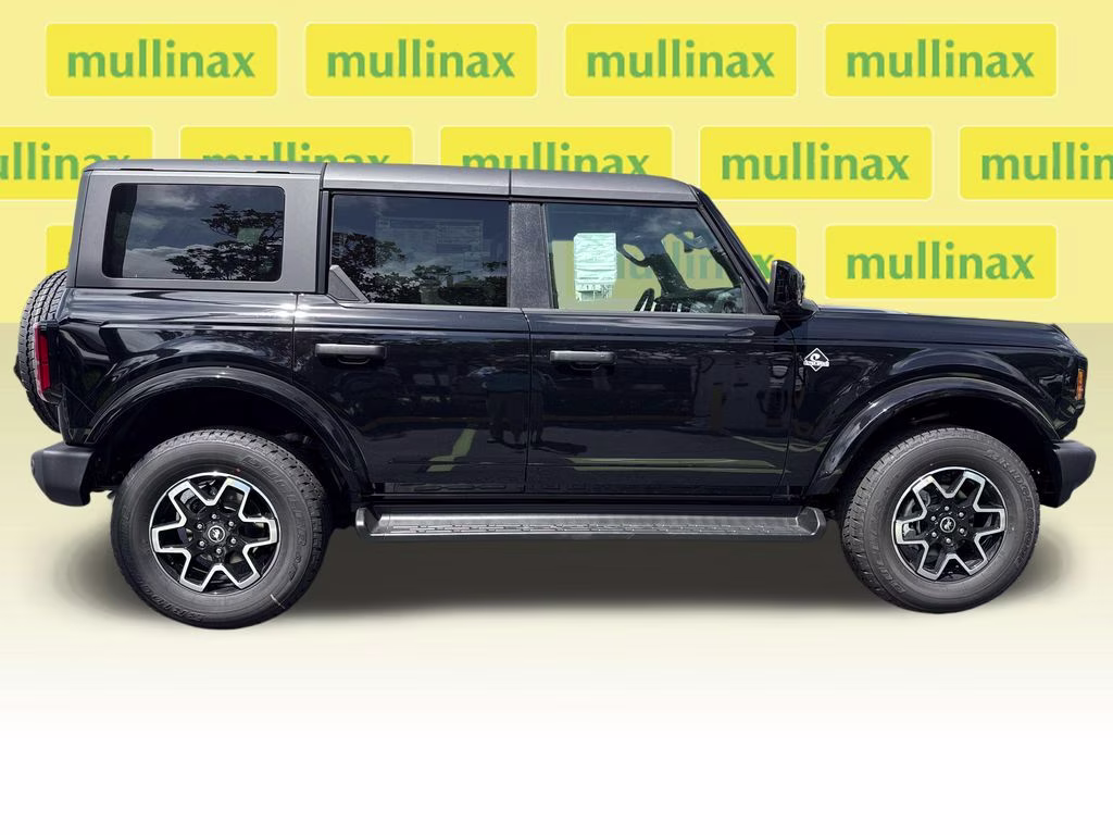 2026 Shadow Black Ford Bronco Outer Banks 4X4 SUV