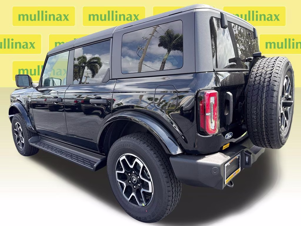 2026 Shadow Black Ford Bronco Outer Banks 4X4 SUV