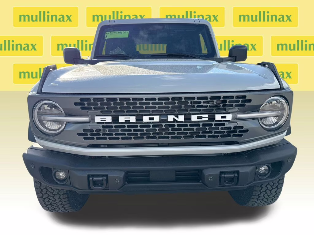 2026 Avalanche Gray Ford Bronco Badlands 4X4 SUV