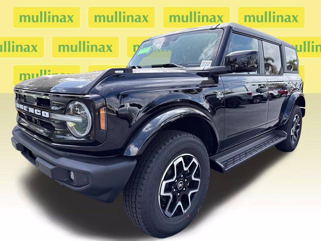 2026 Shadow Black Ford Bronco Outer Banks 4X4 SUV