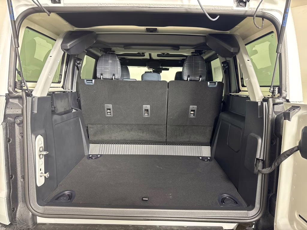 2026 Avalanche Gray Ford Bronco Heritage Edition 4X4 SUV