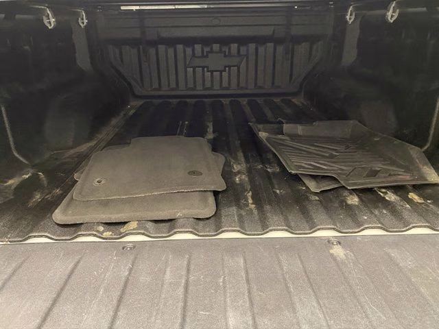 2023 Summit White Chevrolet Colorado LT 4X4 Truck