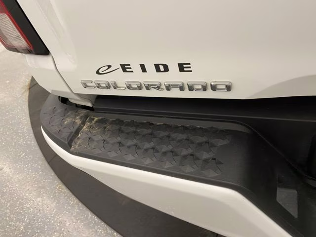 2023 Summit White Chevrolet Colorado LT 4X4 Truck