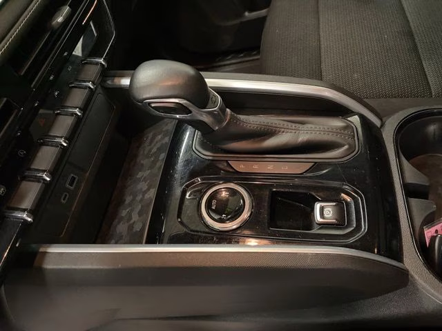 2023 Summit White Chevrolet Colorado LT 4X4 Truck