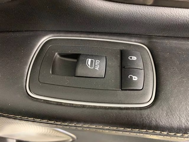 2020 Bright White Clearcoat Ram 1500 Limited 4X4 Truck