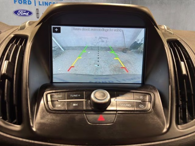 2019 Agate Black Metallic Ford Escape SE FWD SUV