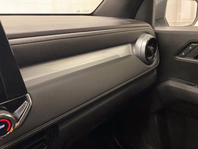 2023 Summit White Chevrolet Colorado LT 4X4 Truck