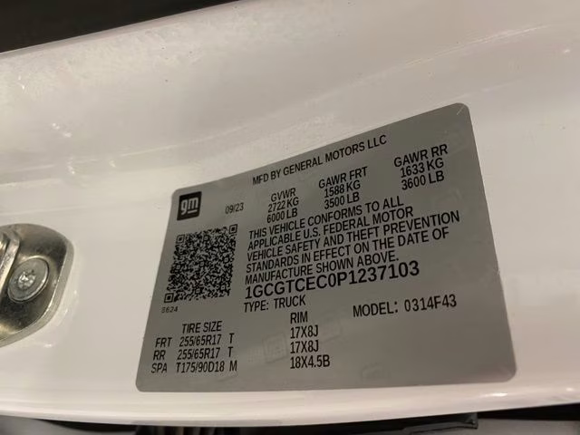 2023 Summit White Chevrolet Colorado LT 4X4 Truck