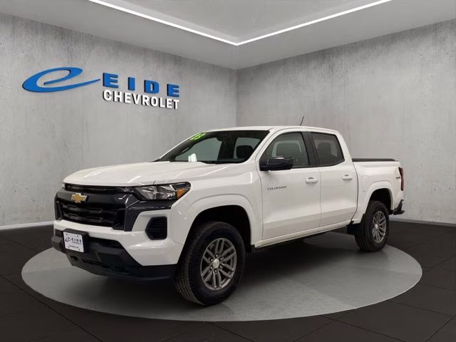 2023 Summit White Chevrolet Colorado LT 4X4 Truck