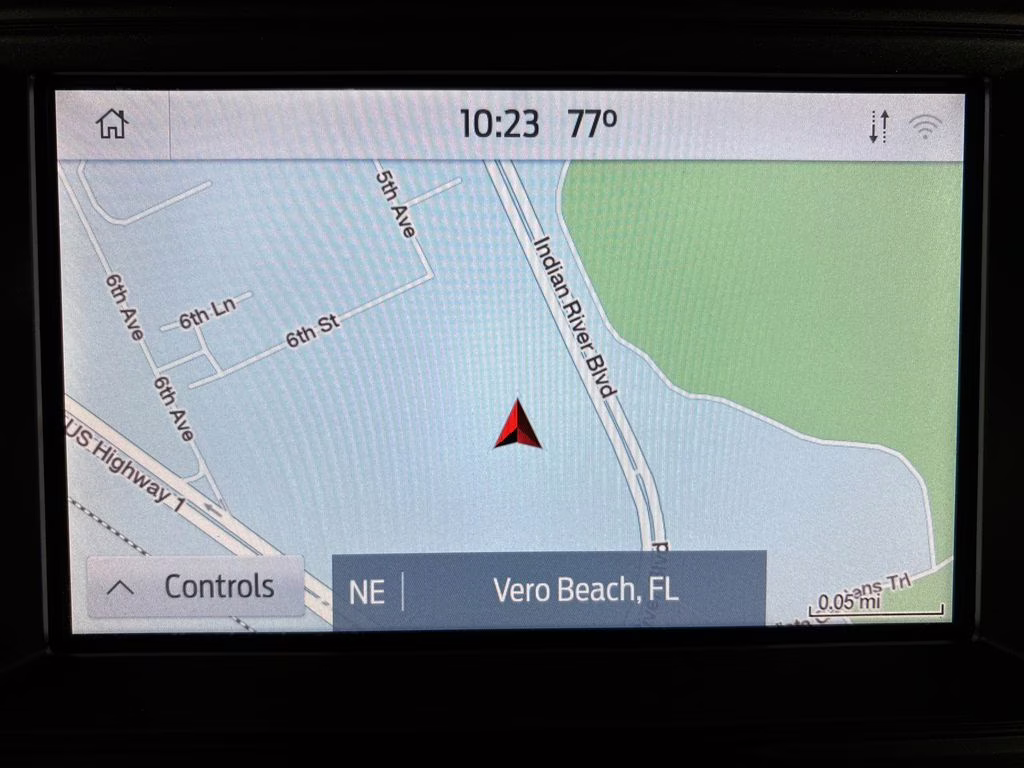 2021 White Metallic Ford Expedition Limited RWD SUV