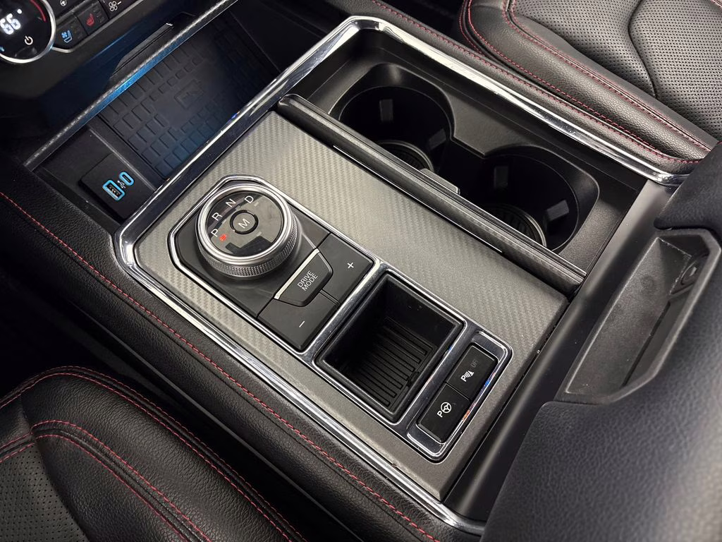 2021 White Metallic Ford Expedition Limited RWD SUV