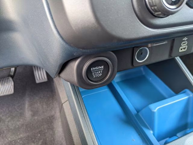 2026 Space White Metallic Ford Maverick XLT FWD Truck