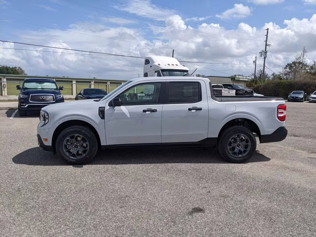 2026 Space White Metallic Ford Maverick XLT FWD Truck