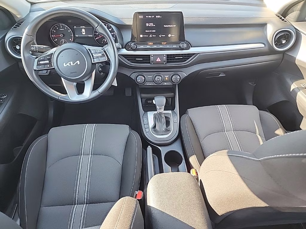 2024 Snow White Pearl Kia Forte LXS FWD Sedan