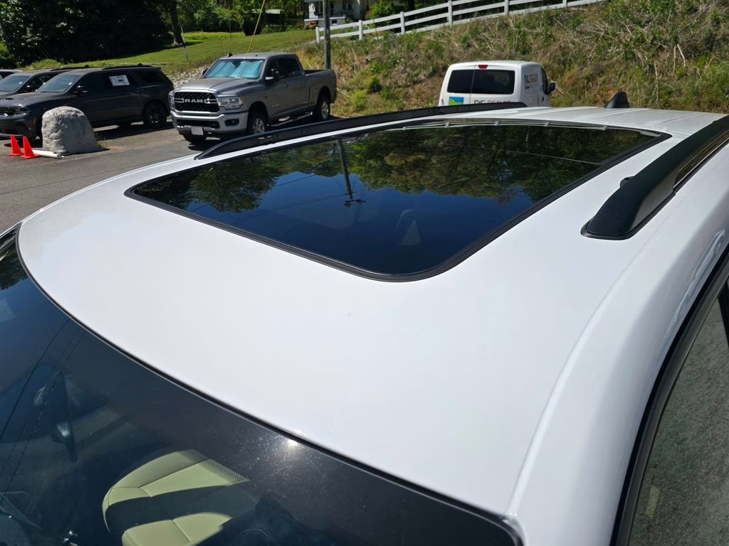 2026 Bright White Clearcoat Jeep Grand Cherokee L Limited 4X4 SUV