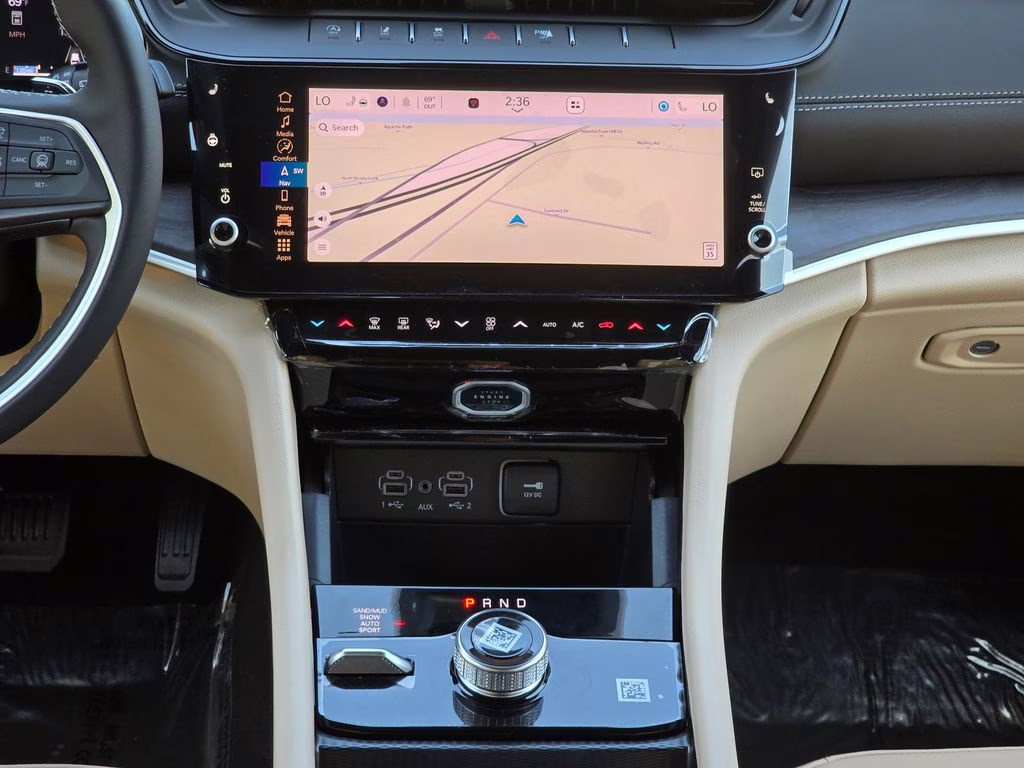 2026 Bright White Clearcoat Jeep Grand Cherokee L Limited 4X4 SUV