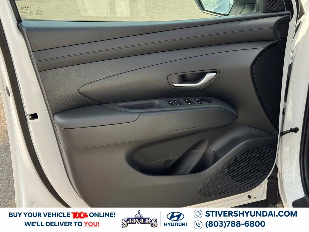 2026 White Pearl Hyundai Tucson SE FWD SUV