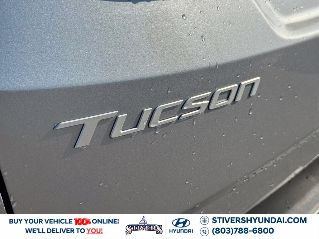 2026 Shimmering Silver Hyundai Tucson SE FWD SUV