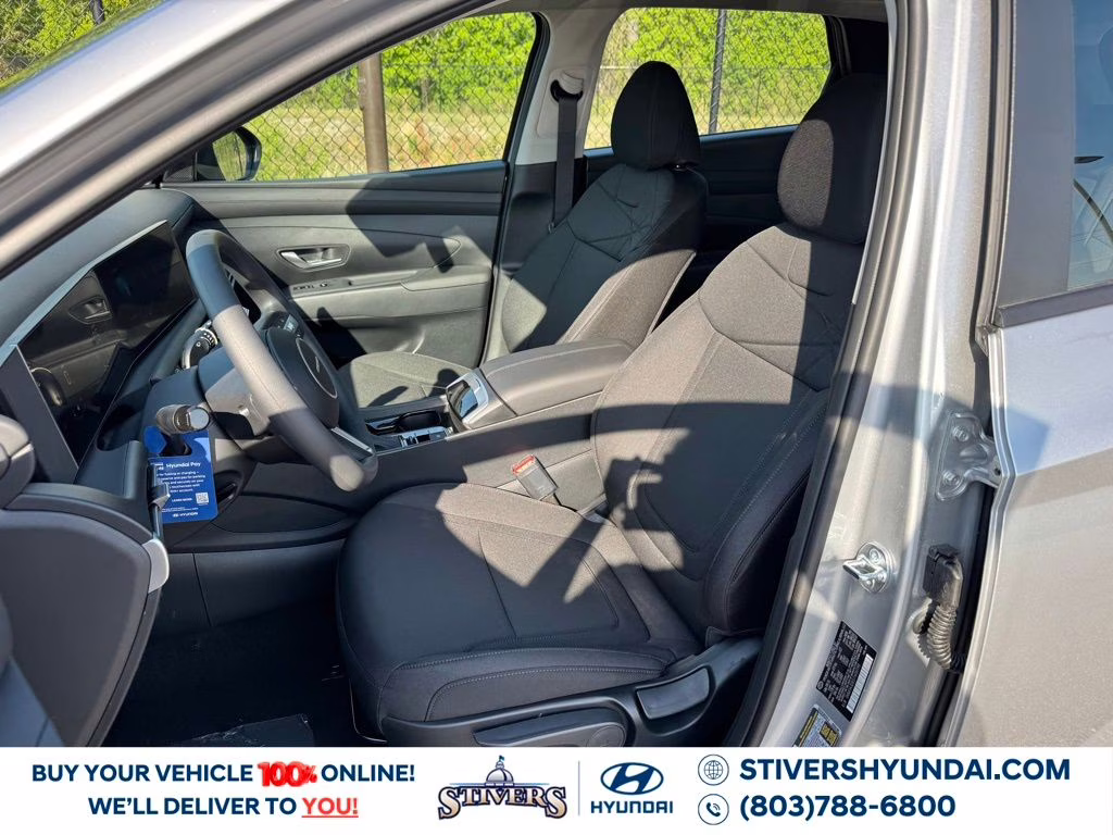 2026 Shimmering Silver Hyundai Tucson SE FWD SUV