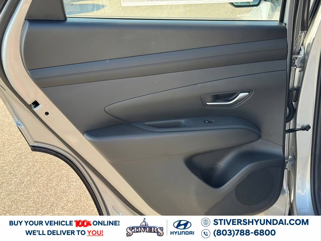 2026 Shimmering Silver Hyundai Tucson SE FWD SUV