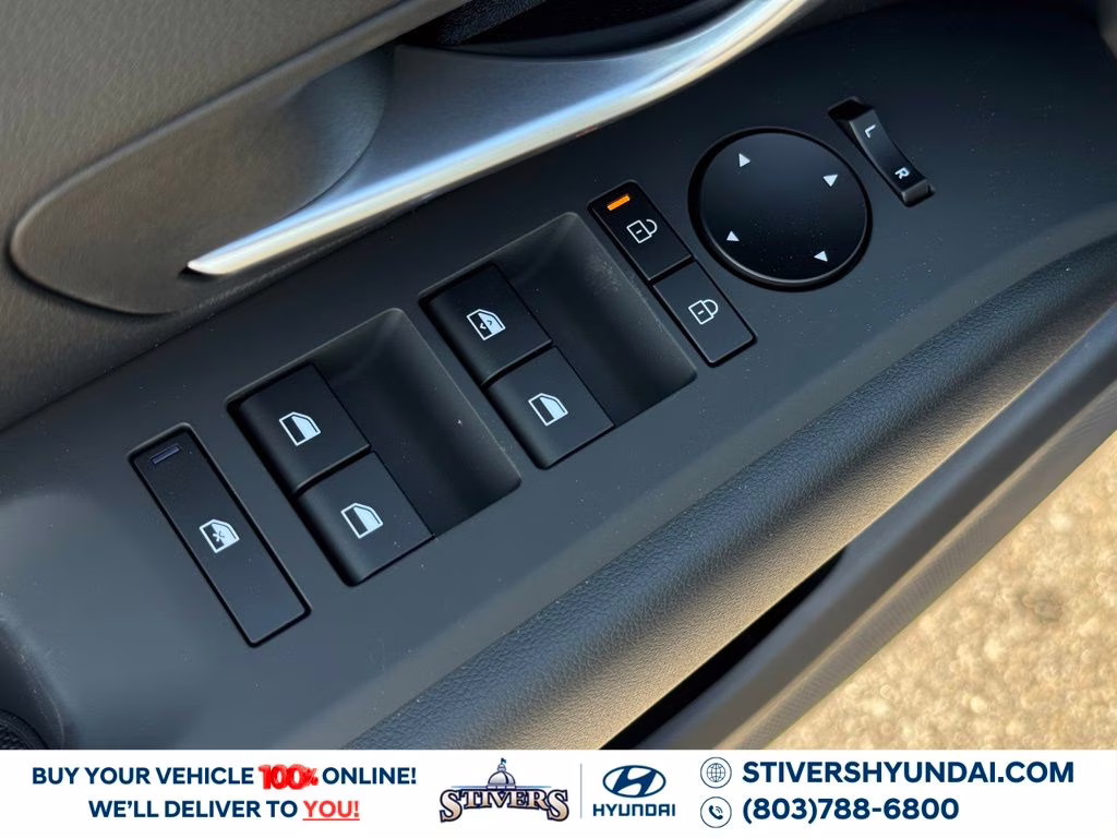 2026 Shimmering Silver Hyundai Tucson SE FWD SUV