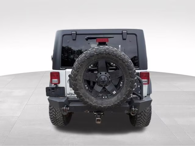 2012 Bright Silver Metallic Clearcoat Jeep Wrangler Unlimited Rubicon 4X4 SUV