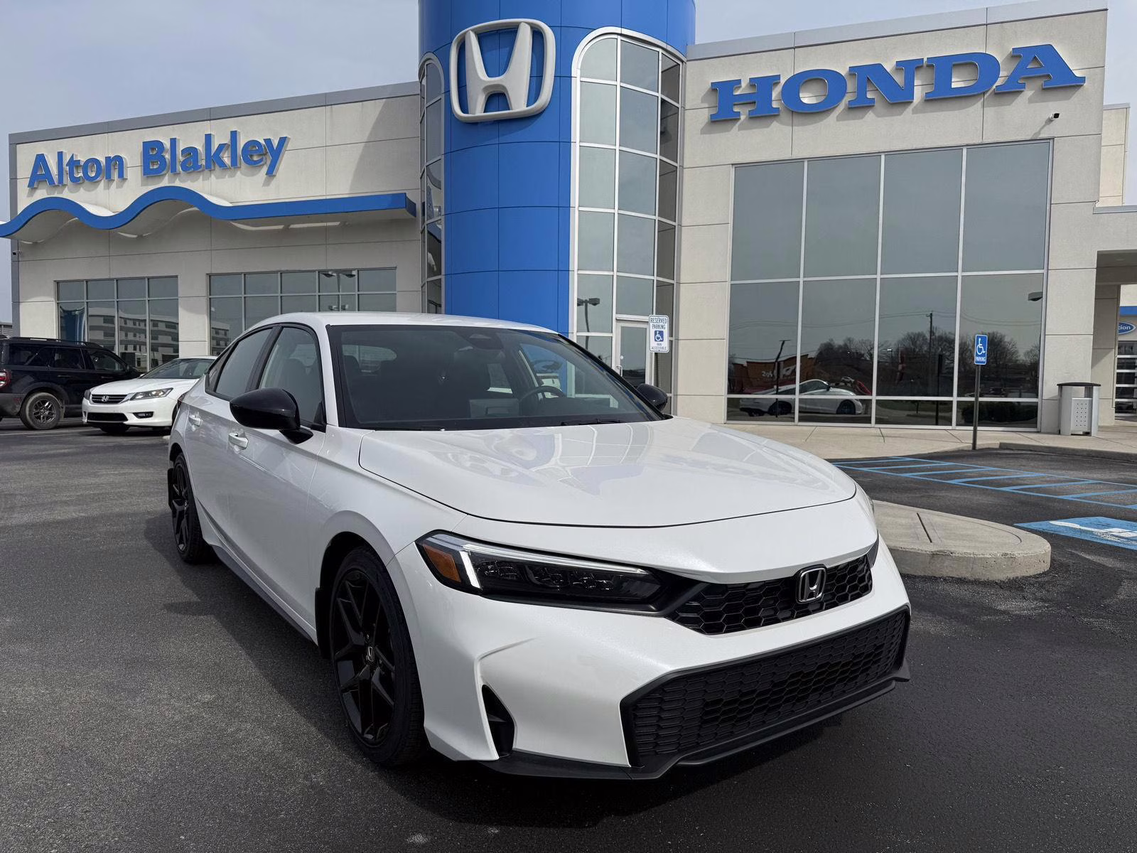 2026 Platinum White Pearl Honda Civic Hatchback Sport FWD Hatchback