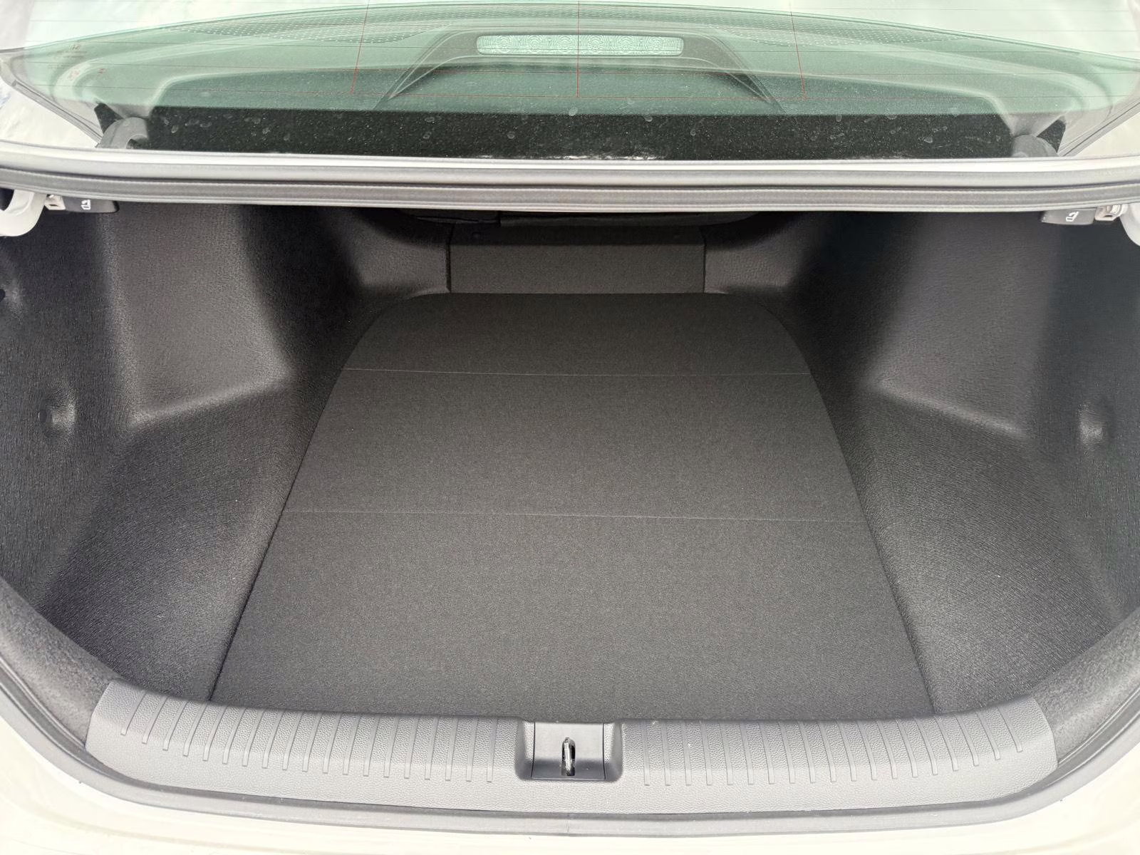 2026 Platinum White Pearl Honda Accord Hybrid Sport-L FWD Sedan