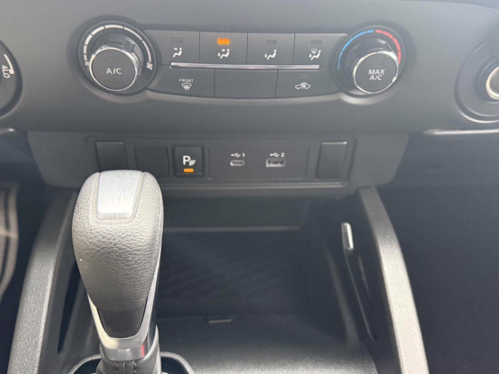 2023 Glacier White Nissan Frontier SV 4X4 Truck