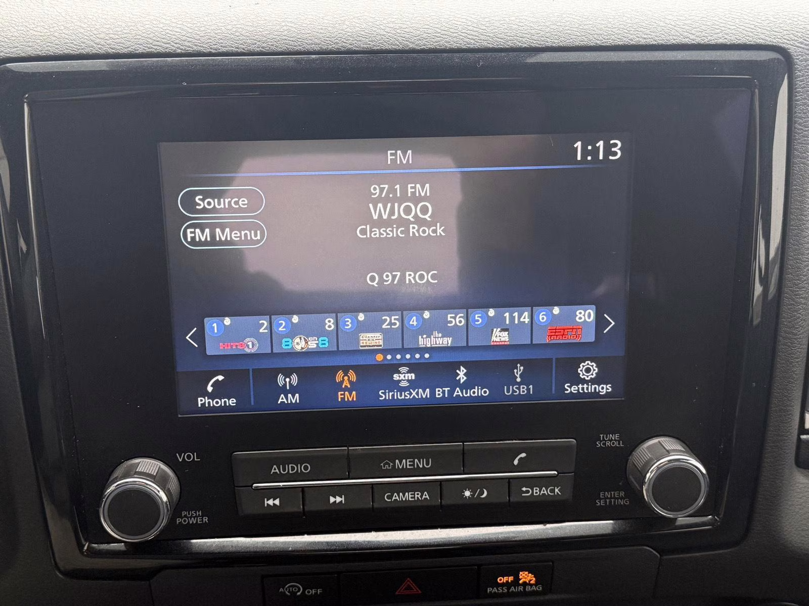 2023 Glacier White Nissan Frontier SV 4X4 Truck