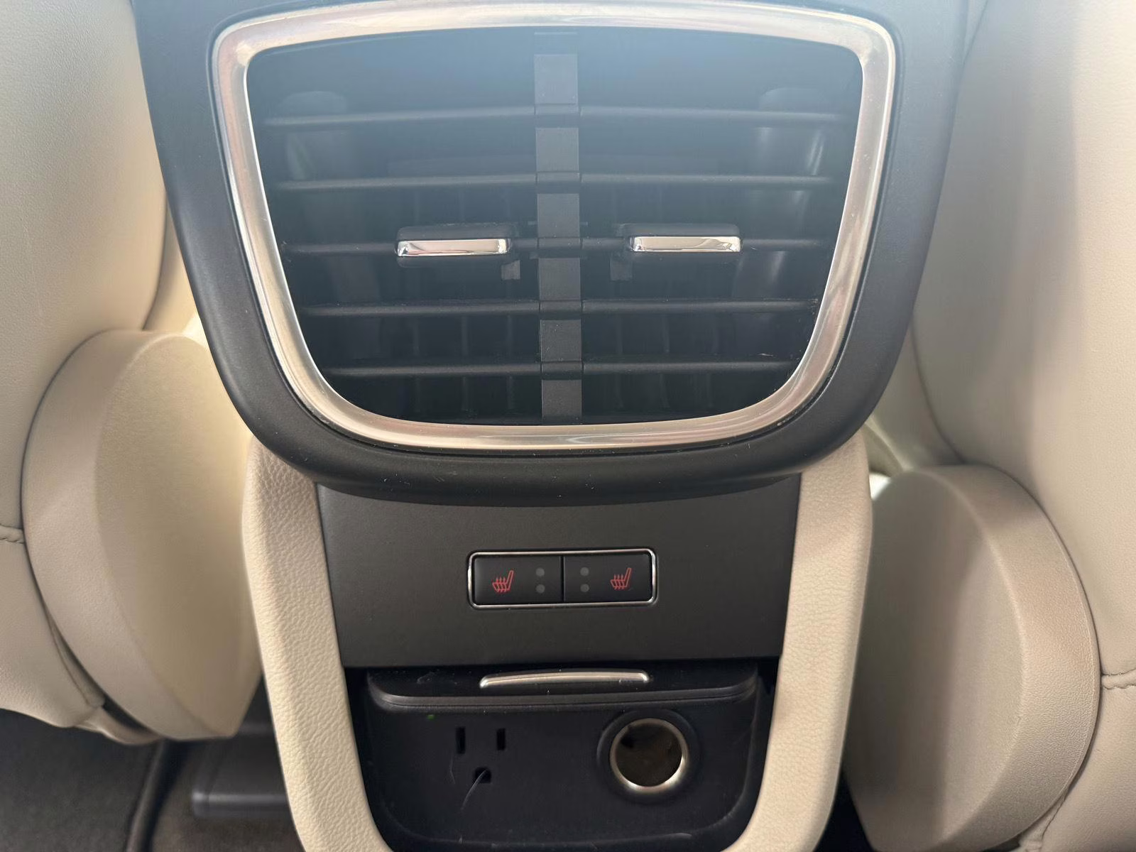 2019 Ingot Silver Metallic Lincoln Nautilus Reserve AWD SUV