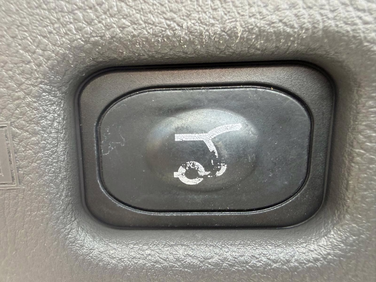 2019 Ingot Silver Metallic Lincoln Nautilus Reserve AWD SUV