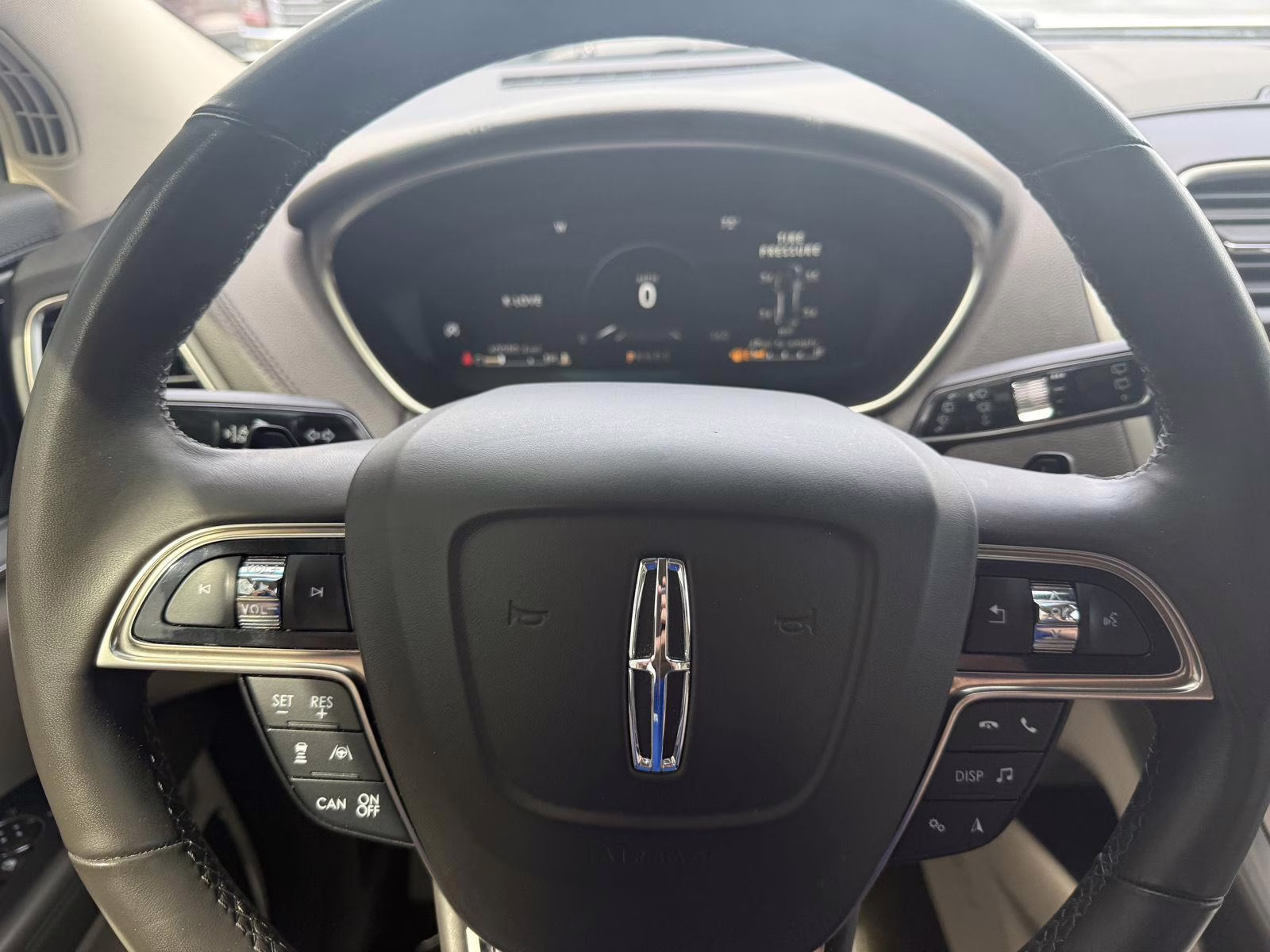 2019 Ingot Silver Metallic Lincoln Nautilus Reserve AWD SUV