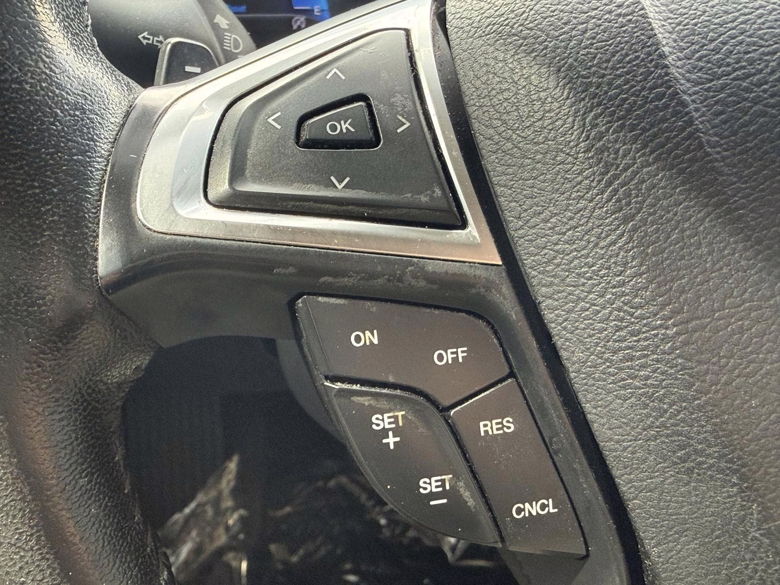 2017 Ford Fusion SE FWD Sedan