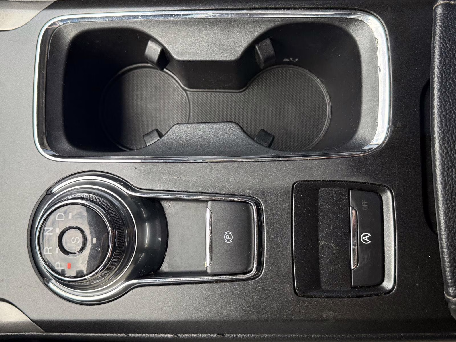 2017 Ford Fusion SE FWD Sedan