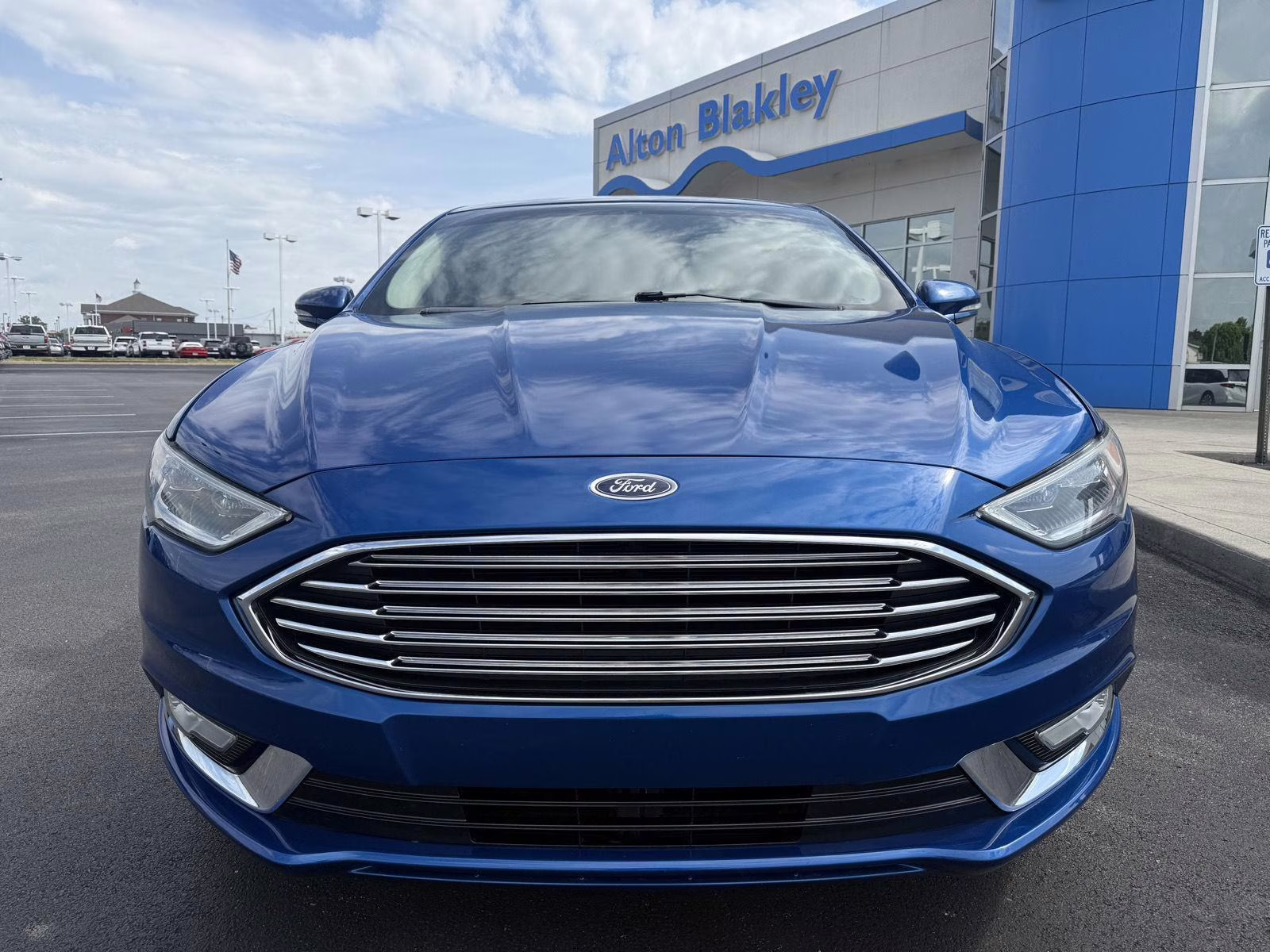 2017 Ford Fusion SE FWD Sedan