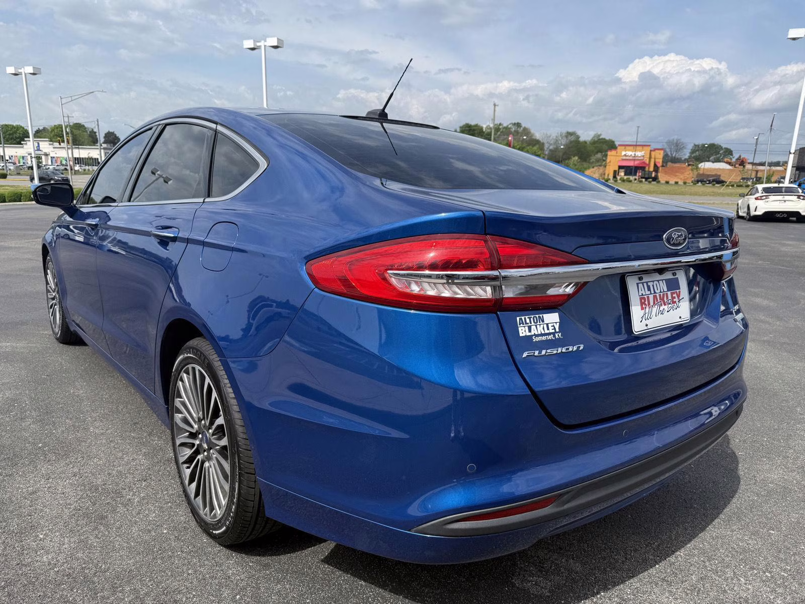 2017 Ford Fusion SE FWD Sedan