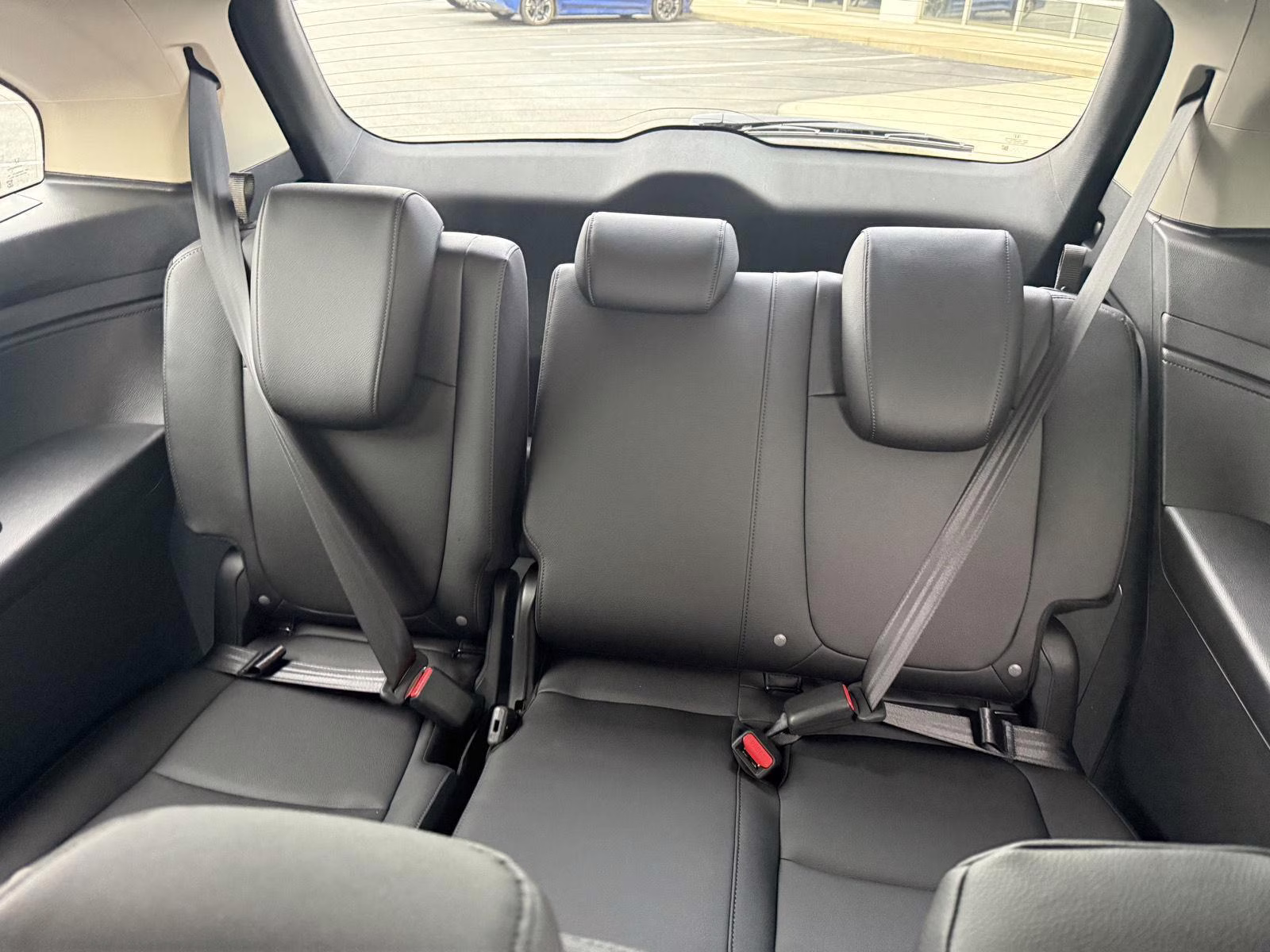 2026 Solar Silver Metallic Honda Odyssey EX-L FWD Van