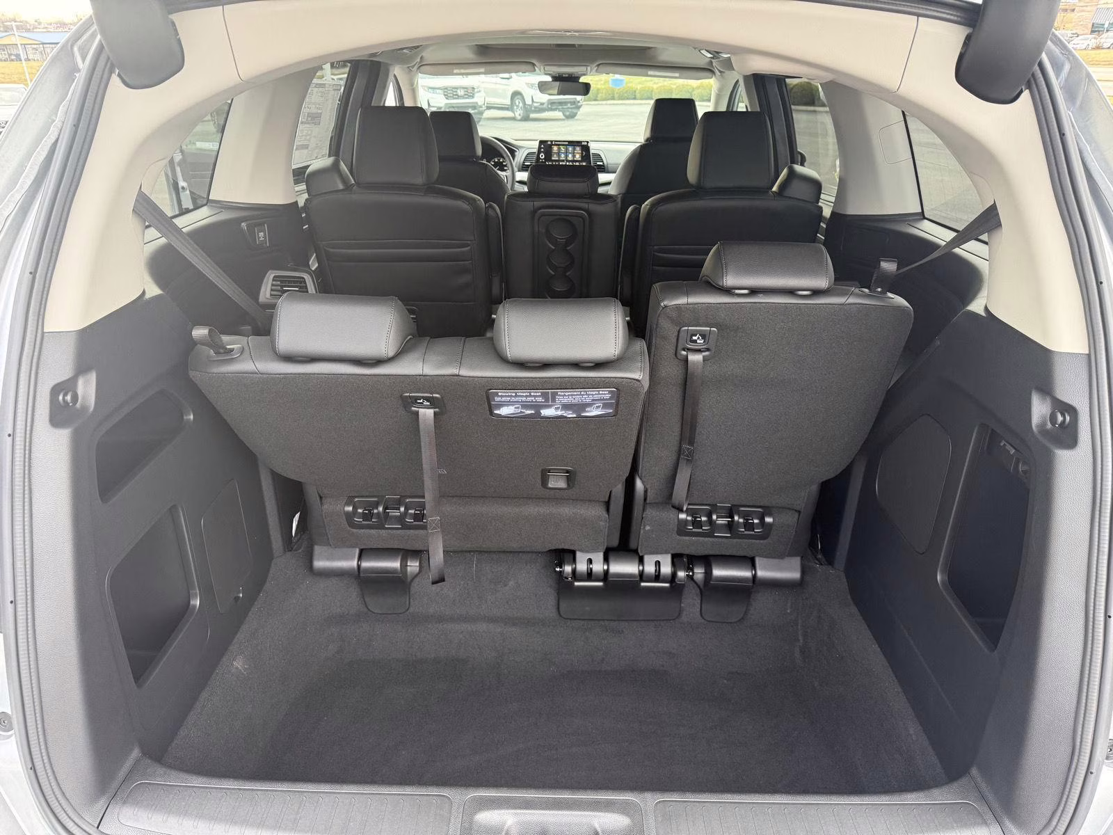 2026 Solar Silver Metallic Honda Odyssey EX-L FWD Van